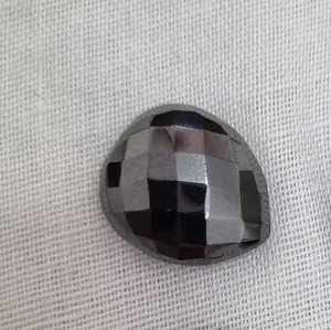 จี้เพชรมอยส์ซอไนท์รูปลูกแพร์ที่สวยงามมีความชัดเจนมากเครื่องประดับได้รับการรับรองจากการบำบัดแบบฮิปฮอป - Product Image 4