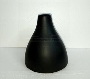 Florero de mesa de jarrón de metal decorativo negro mate para bodas agrega belleza refinada e impresión duradera a cualquier entorno - Product Image 1