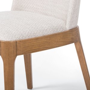 Chaise de salle à manger Alta en bois de teck massif de haute qualité avec coussin avec crème pour l'intérieur. - Product Image 2