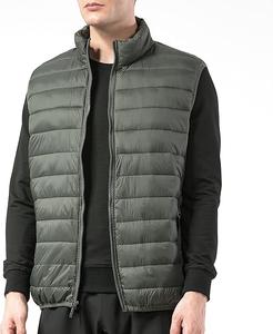 Veste sans manches matelassée pour homme à la vente chaude avec logo personnalisé Gilet léger chaud Veste sans manches à bulles Veste zippée - Product Image 5