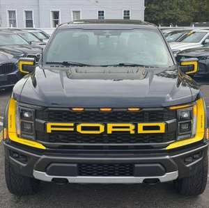 USADO 2024 FORDD F-150 Raptor 4WD Volante a la Izquierda Interior Oscuro Asientos de Cuero Neumáticos R19 Techo Solar Panorámico Automático Eléctrico - Product Image 1