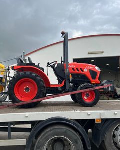 รถแทรกเตอร์มือสอง Kubota M954ล้อ4WD อุปกรณ์การเกษตรรถแทรกเตอร์สำหรับขาย - Product Image 4