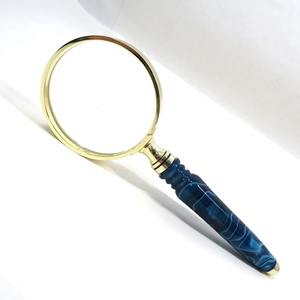 Lupa Clásica Ecológica de Metal Pulido con Diseño Personalizable y Acabado Liso para una Visualización Elegante y Clara - Product Image 4