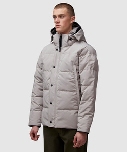 Vente en gros de veste matelassée à capuche nouveau design à la mode pour hommes avec fermeture éclair et bouton veste matelassée extrêmement chaude en hiver - Product Image 2