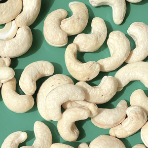 Nueces de Anacardo de Alta Calidad WW180, WW240, WW320, LP, Nueces de Anacardo Crudas W240, Empaque Personalizado - Product Image 1