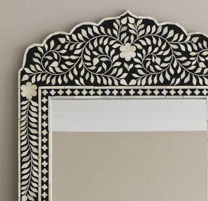Miroir d'incrustation d'os moderne floral noir et blanc pour amoureux d'intérieur à la maison - Product Image 2