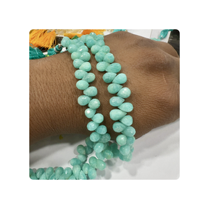 Lágrimas de Briolette facetadas de amazonita verde natural, tamaño de hebra de 8 pulgadas, 5-7mm, piedras preciosas sueltas de cuarzo con corte de cojín aproximado - Product Image 1