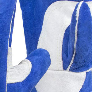 Guantes de soldadura para seguridad adicional Guantes de soldadura resistentes al fuego con palmas reforzadas - Product Image 2