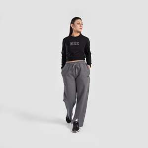 Vêtements de sport respirants et légers Elevate Motion, sans couture, noirs, grandes tailles, en spandex recyclable, design simple et élégant - Product Image 4