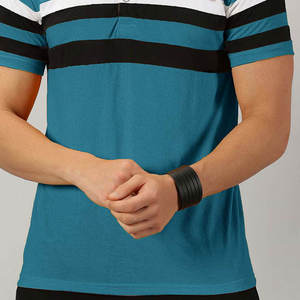 T-shirt classique pour homme en jersey uni, décontracté, à manches courtes, séchage rapide, 100% coton, confortable, élégant, moderne, coupe ajustée, durable - Product Image 4