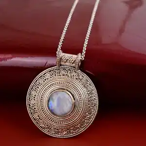 Antique design rainbow moonstone 925 sterling silver pendant handmade silver jewellery exporter supplier