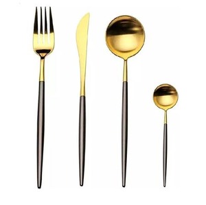 Tenedor y cuchara de Metal de latón chapado en oro Tenedor de fruta decorativo hecho a mano para el hogar restaurante Hotel vajilla juego de cubiertos duraderos - Product Image 4