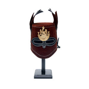 Fournisseur de casque médiéval en cuir Armure Indienne Artisanale Maison et Hôtel Vintage Décoratif Produit de Haute Qualité - Product Image 5