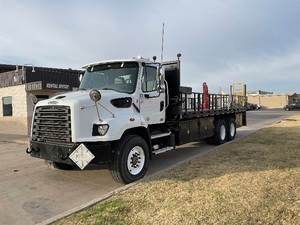 รถบรรทุกพื้นเรียบแบบ Tandem Axle ปี 2020 รุ่น 114SD มือสอง ขายดี - 450 แรงม้า เกียร์ธรรมดา 10 สปีด พร้อมจัดส่งทั่วโลก - Product Image 4