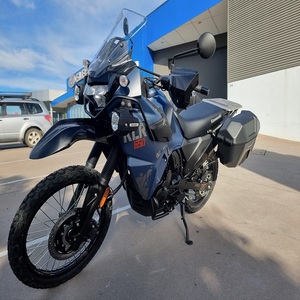 NUEVA Motocicleta Deportiva Doble Propósito KLR 650 MÁS VENDIDA, NUEVA EN STOCK - Product Image 1