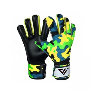 Gants de gardien de but professionnels personnalisables en latex allemand 4 mm, coupe négative, antidérapants, avec sangle de poignet réglable, légers et enroulables - Product Image 1