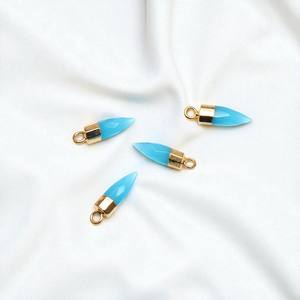 Chapado en oro 13x5mm cielo azul Calcedonia piedra preciosa bala forma de punta conector de encanto de fianza individual diamante principal latón Cristiano - Product Image 1