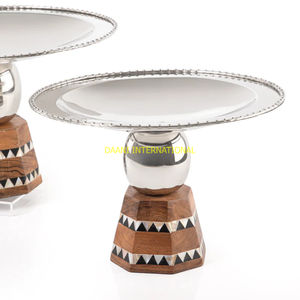 Ensemble de 2 présentoirs à gâteau en métal moderne avec grille hexagonale pour décoration de fête de mariage - Product Image 6
