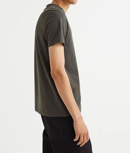 Camiseta de manga corta para hombre de Algodón 100% con hombros caídos y cuello redondo de gran tamaño con estampado de pantalla personalizado y precio al por mayor - Product Image 3