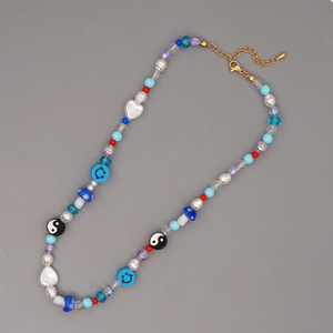 Collar de madera epoxi hecho a mano, joyería clásica de marca, collar con cuentas de todos los colores de la India, colgante de madera epoxi hecho a mano - Product Image 2