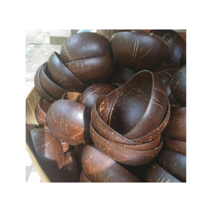 Bols en coquille de noix de coco naturelle fabriqués à la main au Vietnam pour une vie durable - Product Image 1