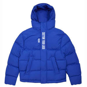 Manteau bouffant décontracté à col montant pour femmes personnalisé Vêtements d'extérieur résistants à l'eau, respirants et écologiques - Product Image 1