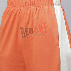 Chándal Deportivo para Mujer 2025, Diseño Personalizado, Calidad Premium, Transpirable y Duradero, Hecho en Pakistán - Product Image 6