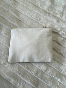 กระเป๋าใส่เหรียญประดับลูกปัดแบบคลาสสิกกระเป๋าแต่งหน้าประดับด้วยลูกปัดมุกและเพชรของขวัญสำหรับงานแต่งงานหรือปาร์ตี้สำหรับผู้หญิง - Product Image 4