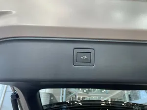 2026 G-<b>AA</b>-CC AI-0N V Low Mileage Automatic Panoramic Sunroof LED lights LED Daytime Lights 6 Seats Ready Ship - Product Image 2