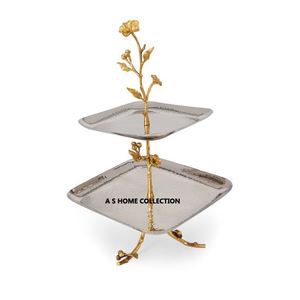 Support de gâteau à deux niveaux en forme de carré en acier inoxydable et branches de fleurs en laiton avec poignée à main support d'affichage de gâteau de luxe - Product Image 1