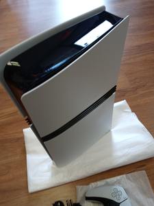 Lot de consoles de jeux vidéo Sony PS5 PlayStation 5 Pro 2 To édition numérique avec manette - Product Image 6