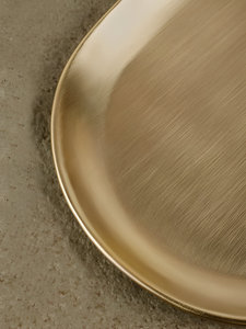 Plato ovalado dorado mate al por mayor a precio económico, personalizado para bodas, hoteles y restaurantes. - Product Image 2