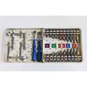 ชุดผ่าตัดกระดูกสันหลังส่วนคอเครื่องมือสเตนเลสที่ผ่านการรับรองแล้ว - Product Image 1