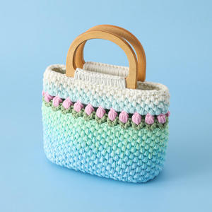 Elegante Bolso Tote de Doble Capa Hecho a Mano con Bordado de Flor de Tulipán y Rosa de Ganchillo, con Compartimento para Teléfono, Accesorio de Moda para Mamá - Product Image 3