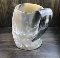 Mug en corne de buffle véritable Viking, prix raisonnable, chope, usage domestique, fêtes, vente en gros, mug en corne exporté