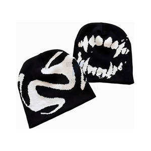Bonnet en laine mélangée noir à motif graphique, streetwear pour hommes et femmes, bonnet tricoté Y2K, bonnet ample gothique, bonnet d'hiver, mode hip-hop, esthétique - Product Image 1