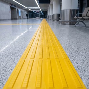 พื้นผิว PVC สำหรับผู้พิการ ขนาด 40x40 ซม. แบบเรียบ - Product Image 2