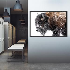 Impression sur toile de bison d'hiver : Art mural majestueux d'un animal américain, TOILE ENCADRÉE NOIRE - Product Image 1