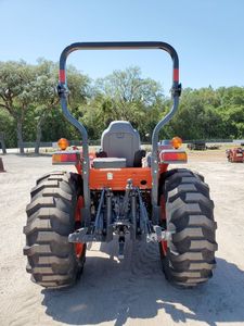 Mini Tractor de Jardín Modelo 2022 para Tractor/Cargador 4060 de 42 HP con Motor, Caja de Cambios, Bomba y Rodamiento, Peso Operativo de 7 T, América - Product Image 4
