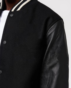 Chaqueta Varsity para Hombre, Diseño Personalizado OEM, Cuello Alto, Forro Acolchado, Cuerpo de Lana Cálida para Invierno y Mangas de Cuero, Corte Holgado, Estilo Béisbol - Product Image 2