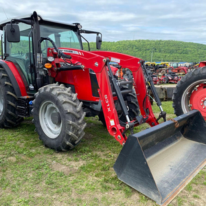 Tracteur à roues d'occasion Massey Ferguson 4710 de 100 ch avec puissance nominale de 140 ch - Product Image 1