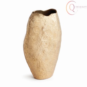 Florero de Metal de Lujo para Mesa con Superficie Pulida Lisa, Ideal para Flores Artificiales o Frescas, Embellece el Hogar y el Hotel - Product Image 2