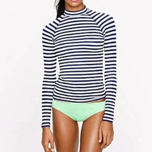 Tamaño y diseño personalizados Ropa cómoda Mujeres Rash Guard Ropa de entrenamiento Nuevo estilo 2024 Mujeres Rash Guard - Product Image 6