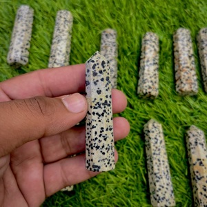 Dalmatian Jasper ไม้กายสิทธิ์เพื่อการบำบัดพลังงานหอคอยโอเบลิสก์สำหรับตกแต่งบ้านฮวงจุ้ยรักการทำสมาธิของขวัญให้คริสตัลเก่า - Product Image 4