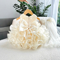 Robe élégante de princesse à fleurs pour mariages avec longue traîne, jupe en tulle bouffant, robe d'anniversaire formelle avec nœud dans le dos Nhung Nguyen 4