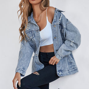 Chaqueta Vaquera Azul Claro Desgastada para Mujer, Chaqueta de Mezclilla Holgada con Dobladillo Deshilachado, Ropa de Calle Informal - Product Image 2