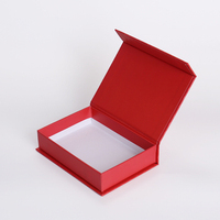 Livraison rapide, faible MOQ, boîte cadeau pliable magnétique avec ruban rose et logo personnalisé pour emballage de vêtements de fête prénatale