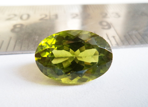 Loose Jewelry Gems & Stones in Calibrated Size Low Moq High Quality 100% Natural Green <b>Peridot</b> Best for <b>Rings</b> Pendants & Jewelry - Product Image 3