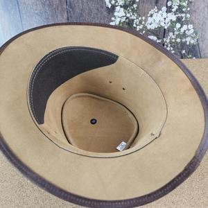 Chapeau en liège brun avec dentelle tressée naturelle - Product Image 2