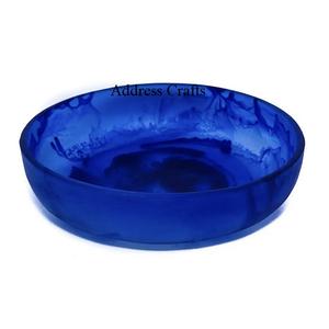 Bol décoratif minimaliste en résine vert sauge et blanc avec tourbillon bol décoratif artisanal pour la décoration intérieure bol à salade en résine vente en gros - Product Image 4